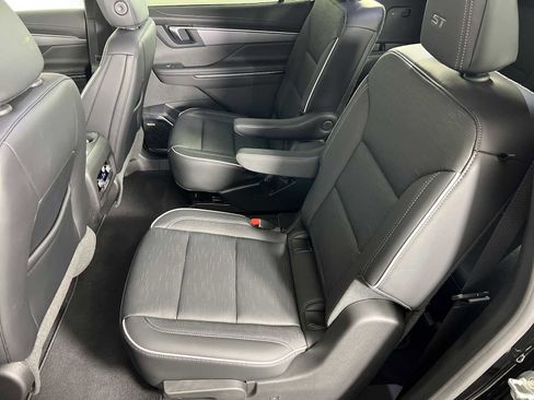 New 2026 Buick Enclave Sport Touring w/ Power Package AWD/4WD image 23