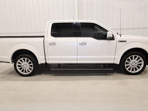 Certified 2019 Ford F150 Limited w/ Trailer Tow Package image 2