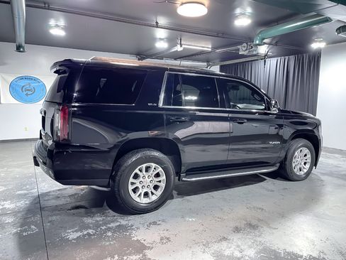 Used 2016 GMC Yukon SLE w/ Convenience Package image 8