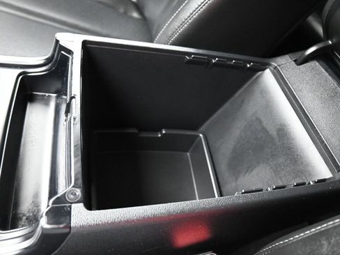 Used 2022 Kia Sorento S image 26