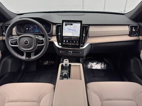 Used 2026 Volvo XC90 T8 Plus w/ Protection Package AWD/4WD image 13