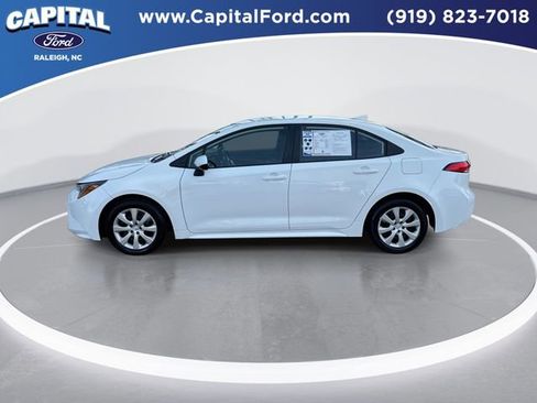 Used 2024 Toyota Corolla LE image 5