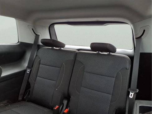 Used 2024 Chevrolet Equinox LT w/ LPO, Floor Liner Package FWD image 9