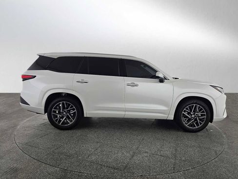 Certified 2026 Lexus TX 350 AWD w/ Technology Package image 2