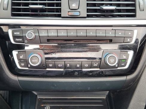 Used 2018 BMW 430i Convertible image 17