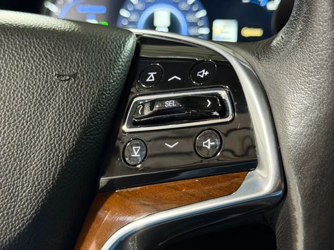 Used 2019 Cadillac Escalade Premium Luxury AWD/4WD image 26