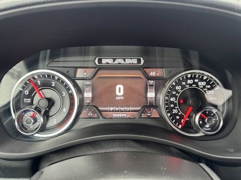 Used 2019 RAM 2500 Laramie image 15