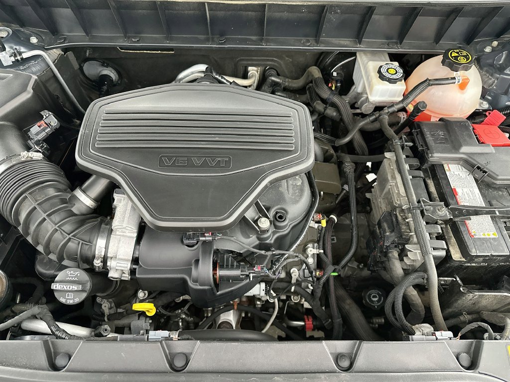 Used 2019 GMC Acadia Denali AWD/4WD image 32