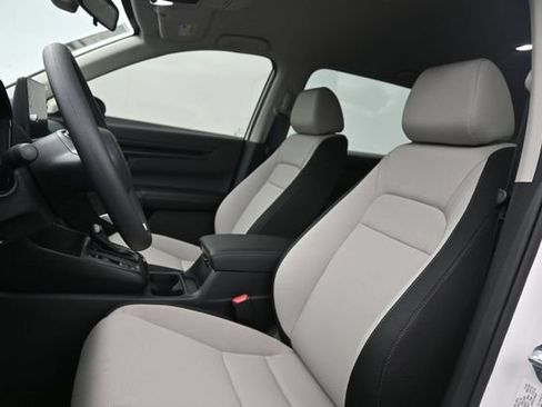 Used 2026 Honda CR-V LX image 17