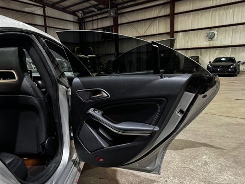 Used 2017 Mercedes-Benz CLA 250 4MATIC image 20