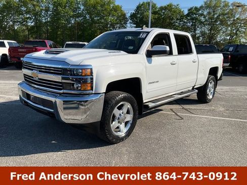 Used 2018 Chevrolet Silverado 2500 LT AWD/4WD image 1