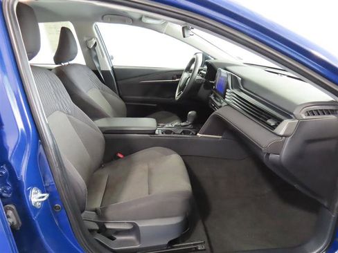 Used 2025 Toyota Camry LE FWD image 35