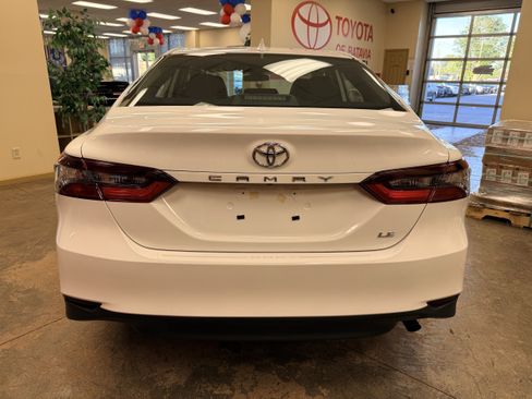 Used 2023 Toyota Camry LE FWD image 14