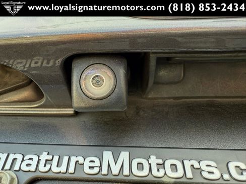 Used 2017 Honda HR-V EX-L image 10