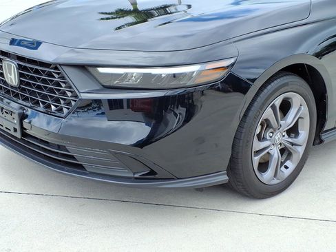Used 2024 Honda Accord EX image 18