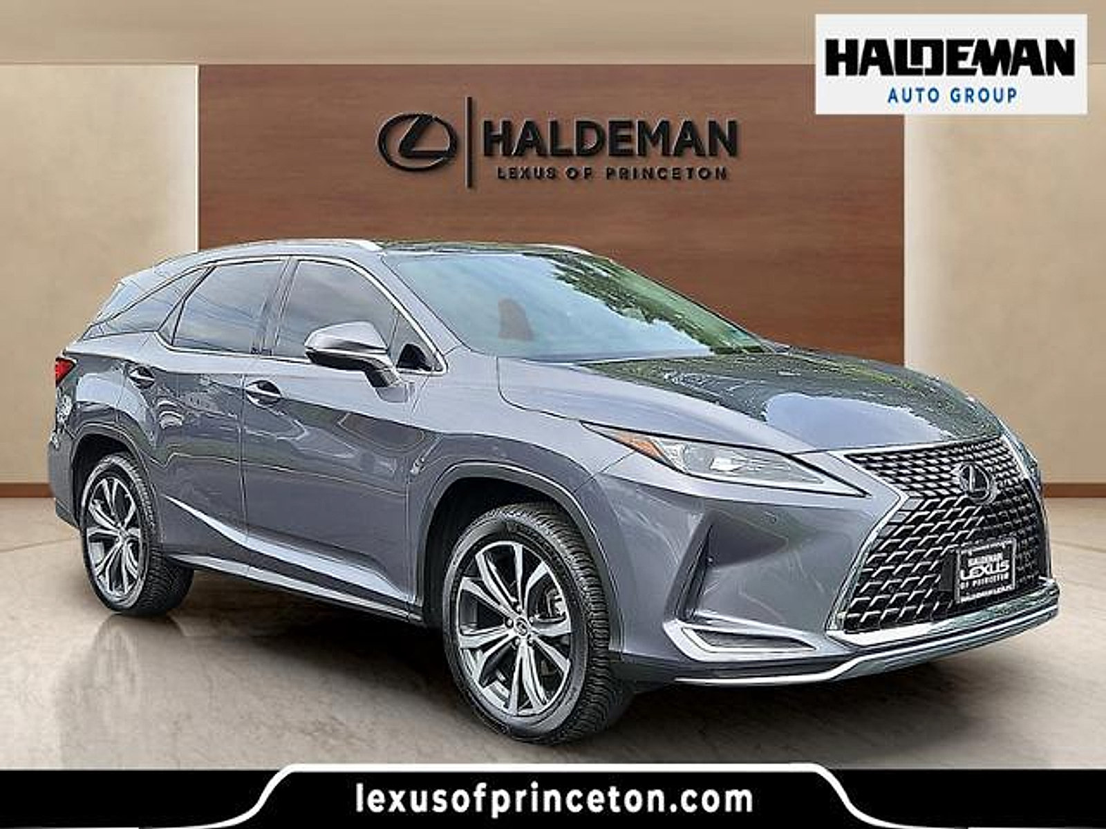Used 2020 Lexus RX 350L Premium w/ Premium Package AWD/4WD image 1