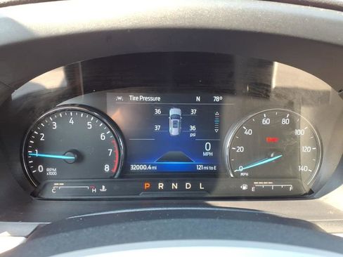 Used 2023 Ford Explorer XLT w/ Equipment Group 202A AWD/4WD image 20