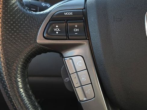 Used 2017 Honda Odyssey EX-L image 11