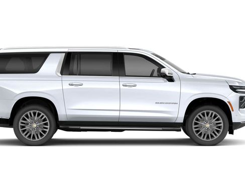 New 2026 Chevrolet Suburban Premier image 2