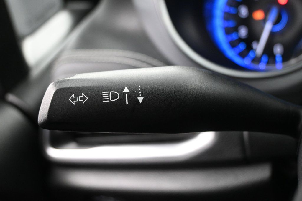 Used 2025 Chrysler Pacifica Limited FWD image 20