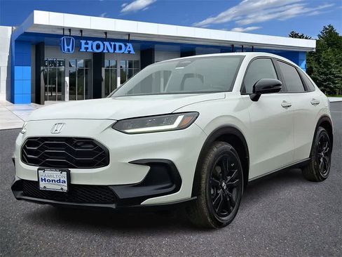 Certified 2026 Honda HR-V Sport image 1