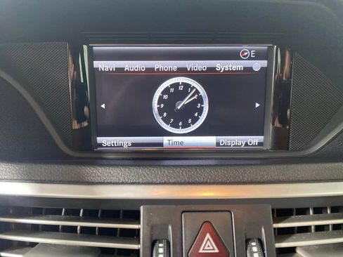 Used 2013 Mercedes-Benz E 350 Sedan image 20