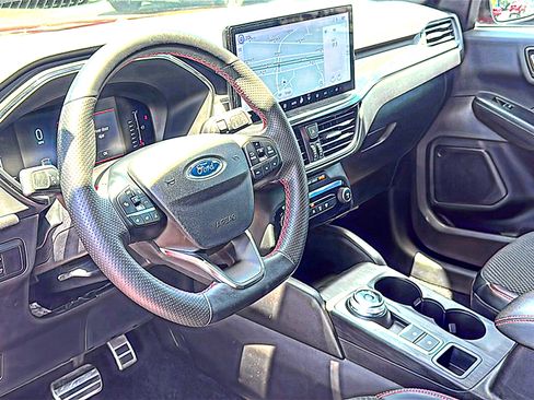 Used 2023 Ford Escape ST-Line w/ Tech Pack #1 FWD image 12
