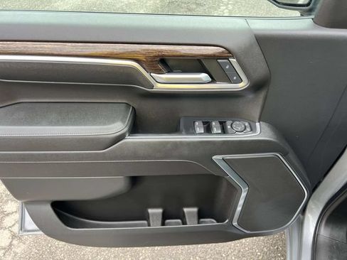 Certified 2023 GMC Sierra 1500 Elevation AWD/4WD image 17
