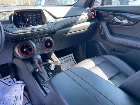 Used 2022 Chevrolet Blazer RS w/ Enhanced Convenience Package image 19