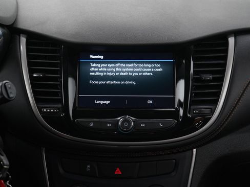 Used 2020 Chevrolet Trax LS w/ Tint and Cruise Package image 15