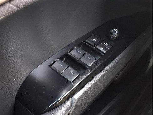 Used 2025 Toyota Camry XLE FWD image 19