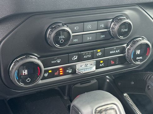 New 2025 Ford Bronco Raptor image 19