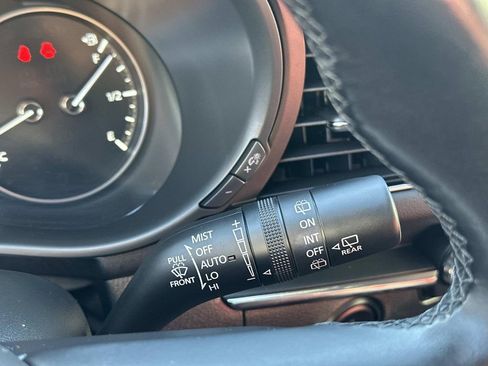 Used 2023 MAZDA MAZDA3 s image 24