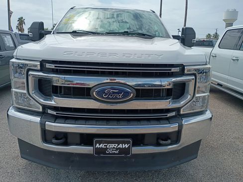 Used 2021 Ford F250 XLT AWD/4WD image 3