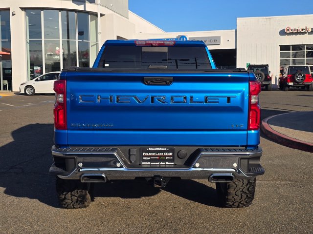 Used 2023 Chevrolet Silverado 1500 LTZ w/ LTZ Premium Package AWD/4WD image 5