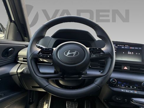 New 2025 Hyundai Elantra Sport image 11