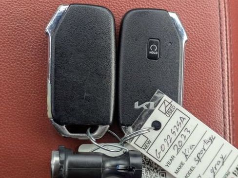 Used 2023 Kia Sportage SX FWD image 33