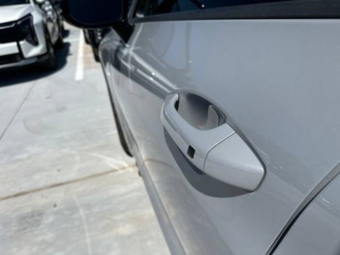 Used 2025 Kia K5 GT FWD image 3