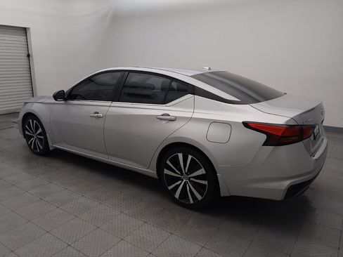 Used 2019 Nissan Altima 2.5 SR image 3