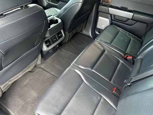 Used 2024 Ford F350 Lariat w/ FX4 Off-Road Package AWD/4WD image 12