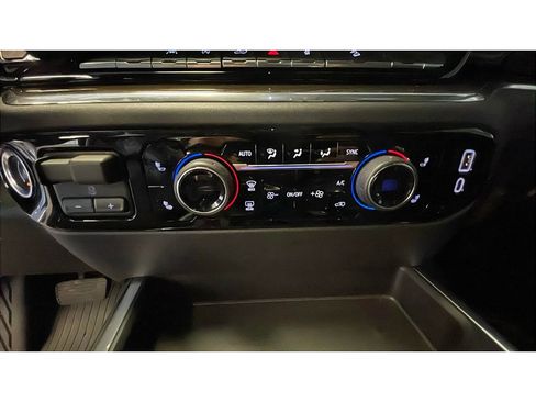 Certified 2024 Chevrolet Silverado 1500 RST image 13