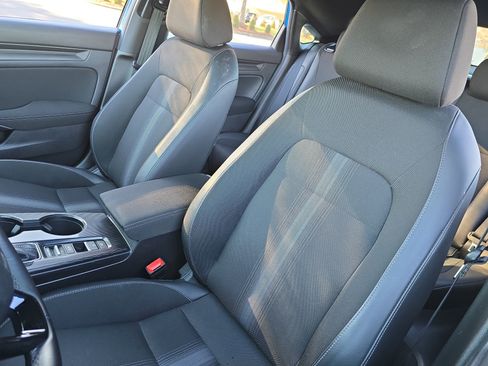 Certified 2024 Honda Civic Sport image 15