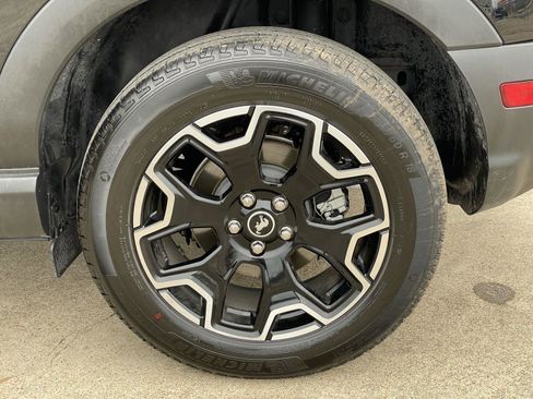 Used 2025 Ford Bronco Sport Outer Banks w/ Outer Banks Tech Package+ image 49