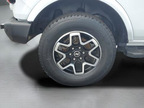 Used 2023 Ford Bronco Outer Banks AWD/4WD image 30