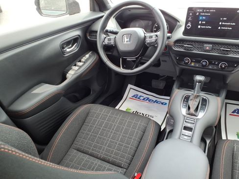 Used 2026 Honda HR-V Sport image 16