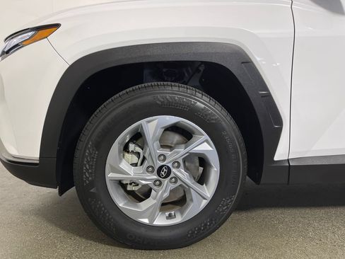 Certified 2023 Hyundai Tucson SEL AWD/4WD image 11