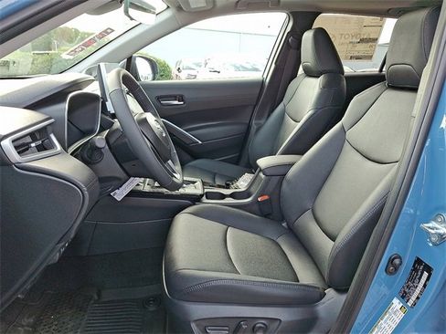 New 2026 Toyota Corolla Cross XLE image 6
