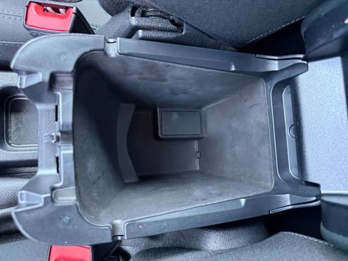Used 2019 Ford Transit Connect XLT FWD image 28