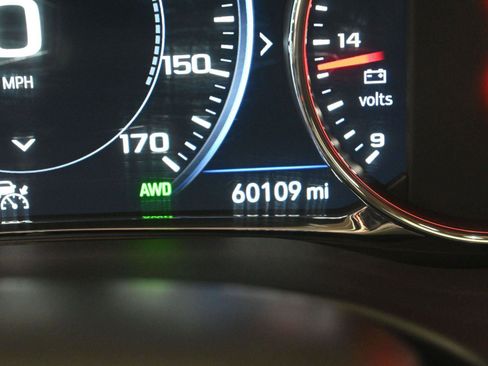 Used 2021 GMC Acadia Denali w/ Denali Ultimate Package image 32