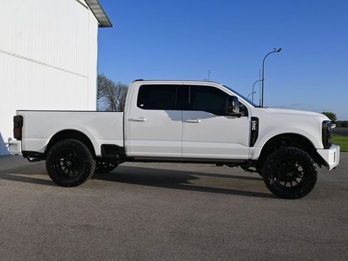 New 2026 Ford F350 Platinum w/ FX4 Off-Road Package AWD/4WD image 7